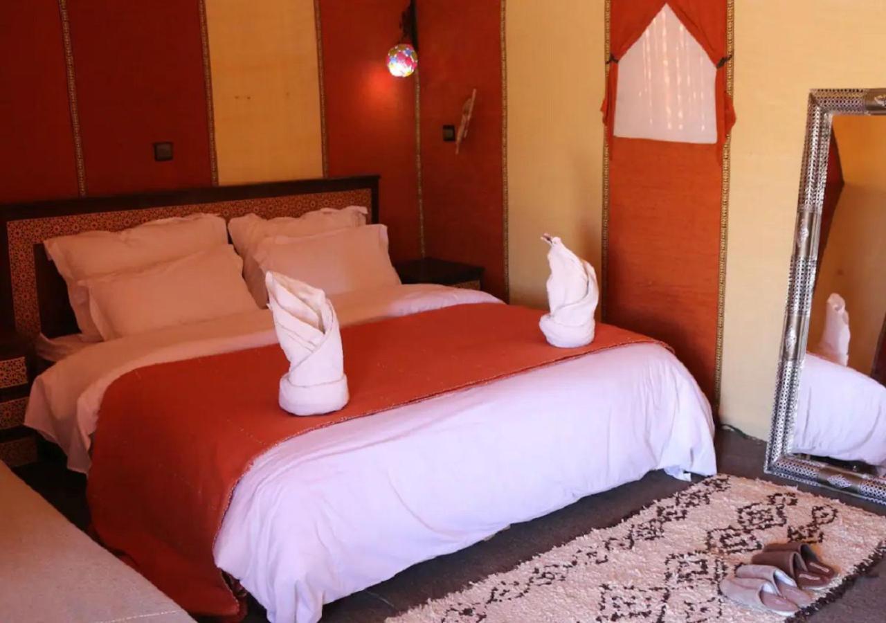 Desert Luxury Tented & Activities Hotel Adrouine ภายนอก รูปภาพ