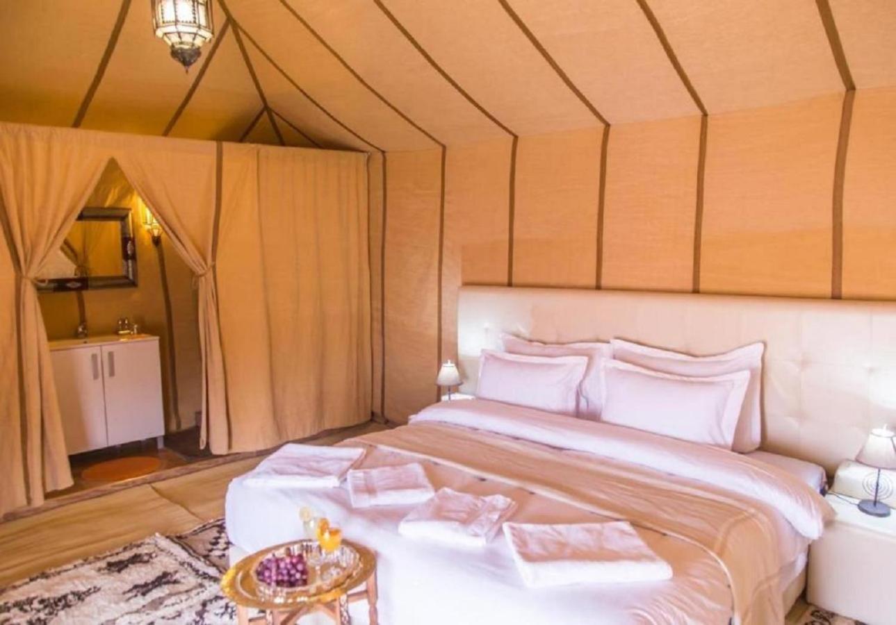 Desert Luxury Tented & Activities Hotel Adrouine ภายนอก รูปภาพ
