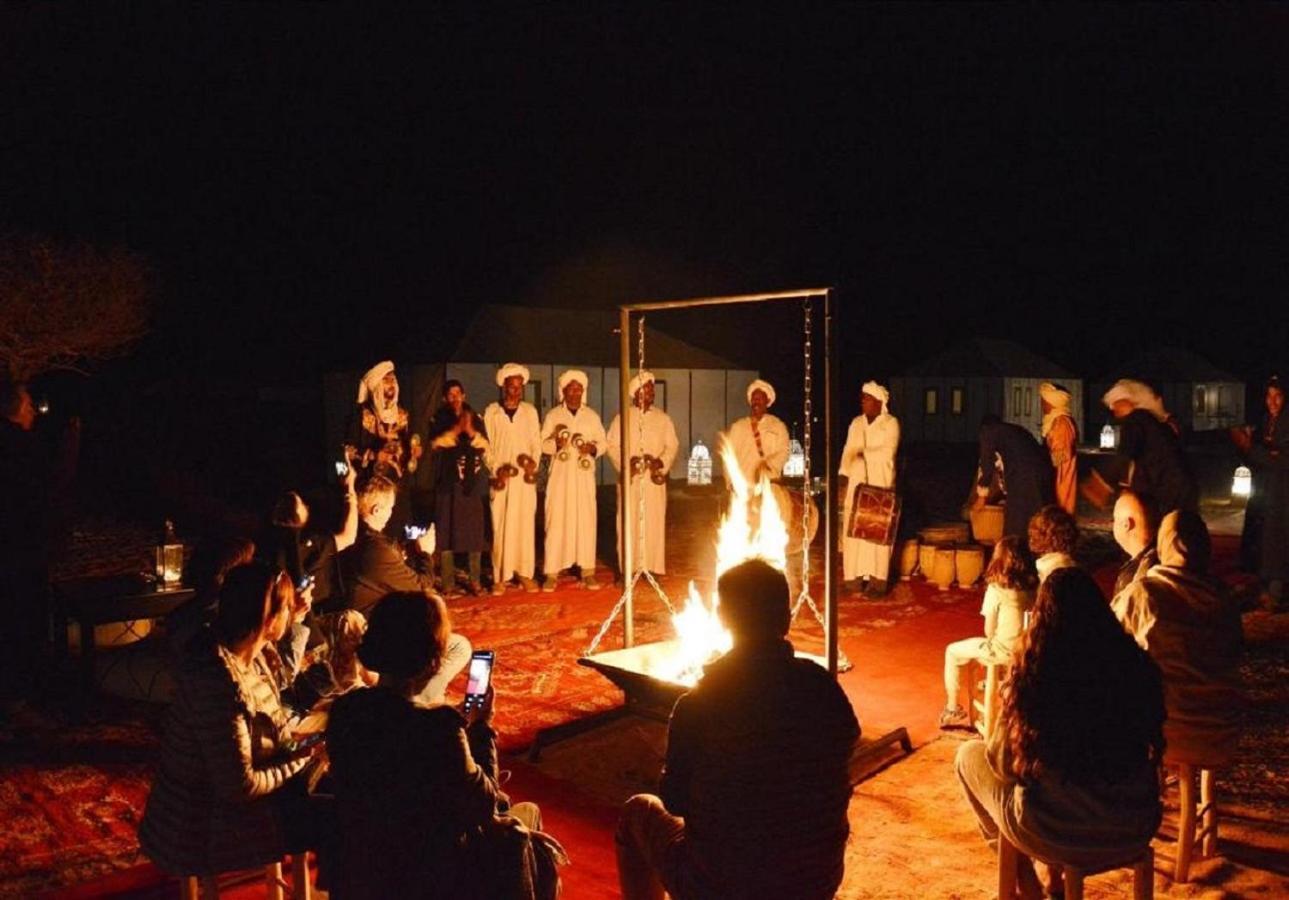 Desert Luxury Tented & Activities Hotel Adrouine ภายนอก รูปภาพ